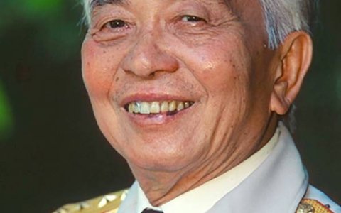 ĐẠI TƯỚNG VÕ NGUYÊN GIÁP VĂN - VÕ, ĐỨC - TÀI ĐÃ TRỞ THÀNH HUYỀN THOẠI
